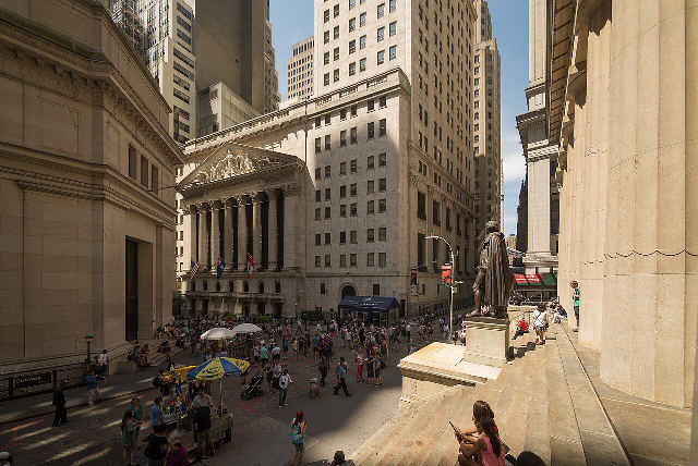 With 10-Year Treasurys Above 5%, Retirees Are Getting Pickier About Dividend Stocks